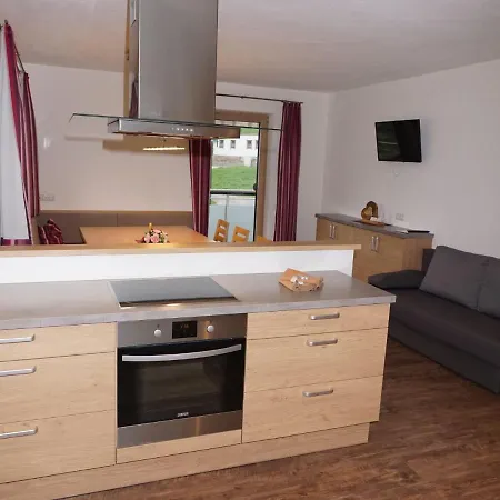 Appartement In Near Lift