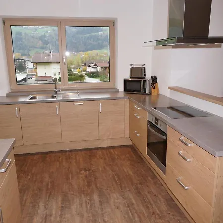 Large Flat In Near The Area Apartment *