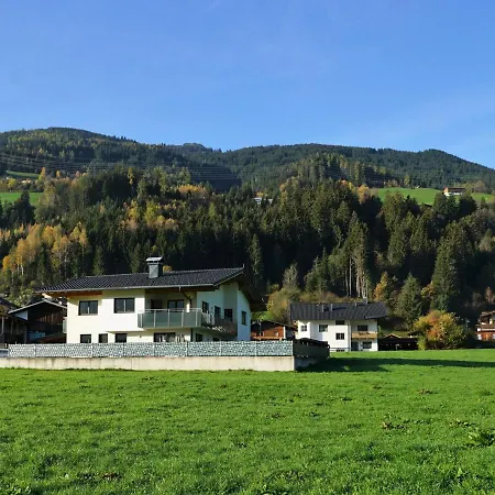 Appartement In Near Lift *