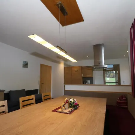 Apartment Large Flat In Near The Area